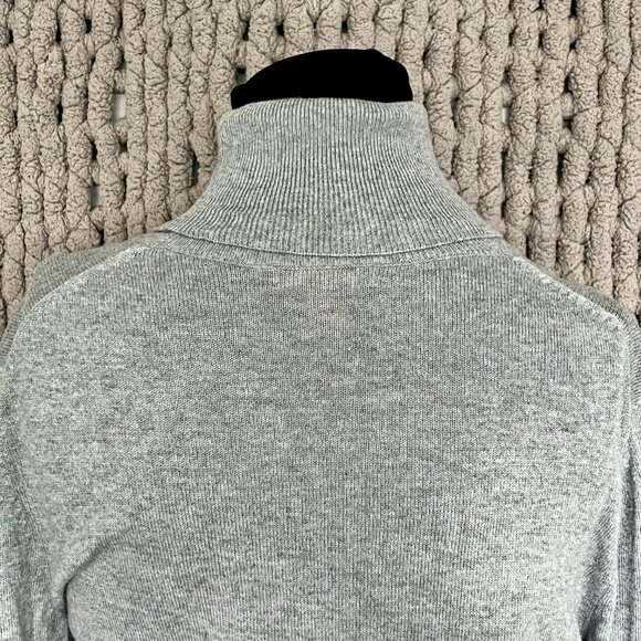 Joe Fresh Heather Grey Knit Turtleneck Sweater Size Medium - Picture 6 of 7